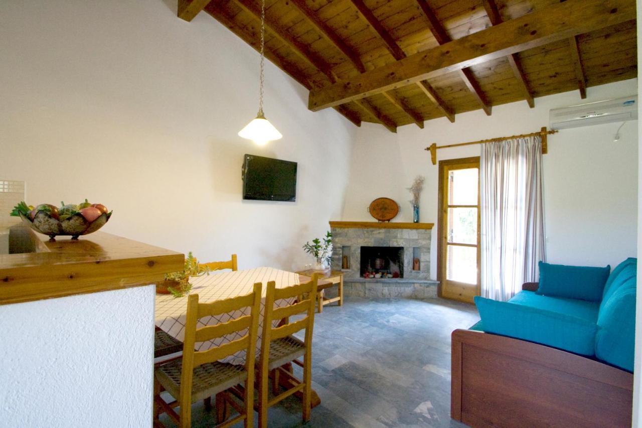 Villas Alexandra Skiathos Platanias  외부 사진